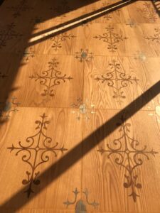 پارکت چوب و فلز وودیک / woodiic